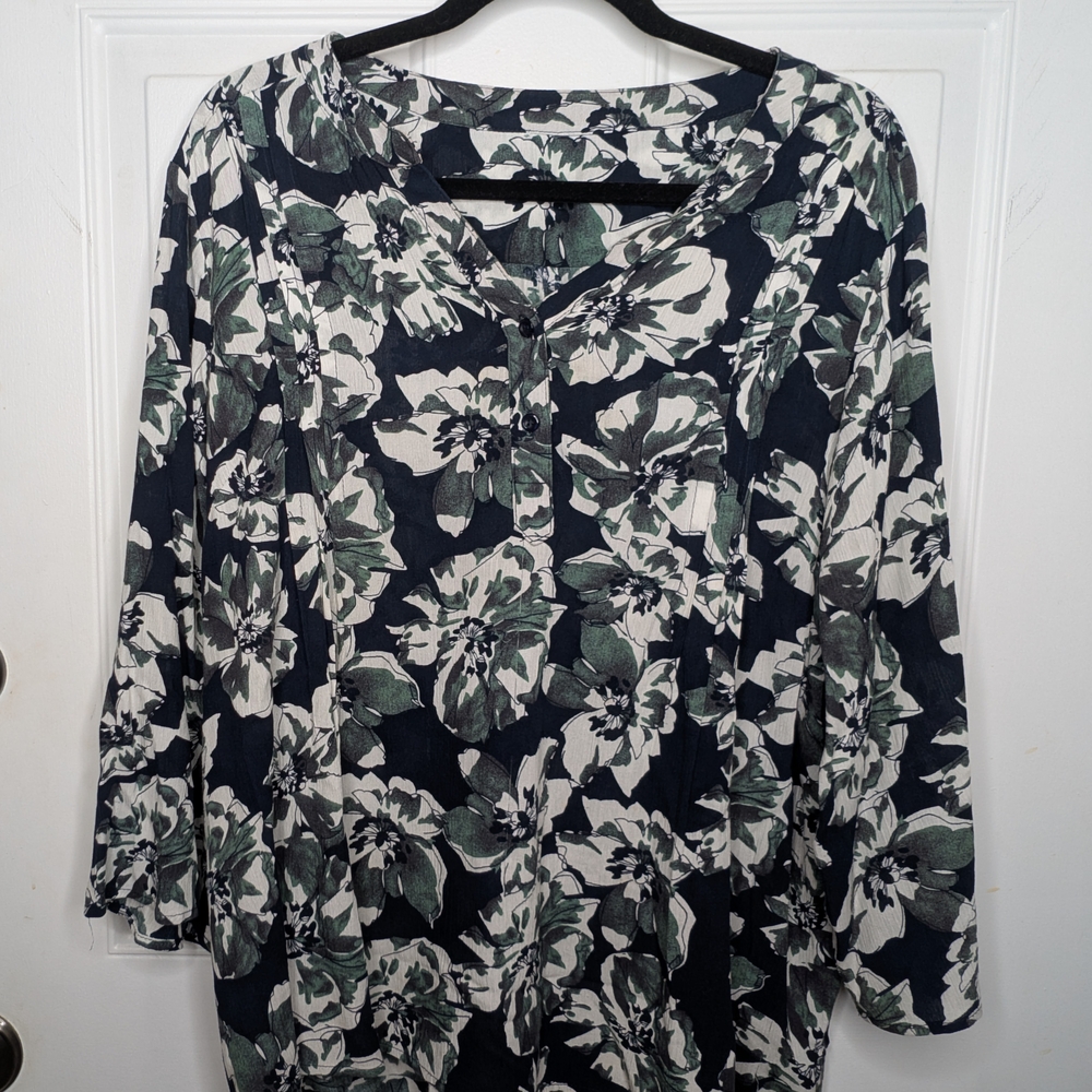 Fun 2 Fun Relaxed Green and Blue Blouse